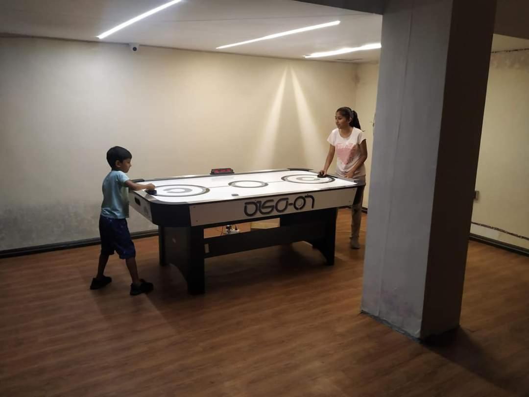 Stay10 Luxury Service Apartment Indore Bagian luar foto