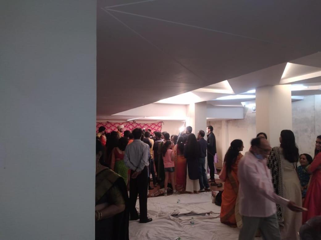 Stay10 Luxury Service Apartment Indore Bagian luar foto